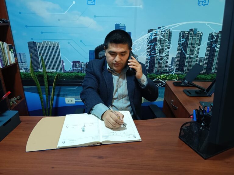 DR DOCUMENTS team of legal and immigration advisors in Lima, Peru